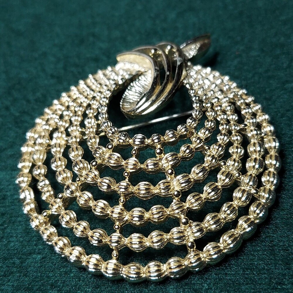 Emmons Signed Vintage Goldtone Pin Brooch 2"